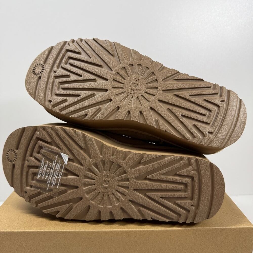 NIB UGG Women's Classic Ultra Mini Platform Size 9 - Picture 6 of 8